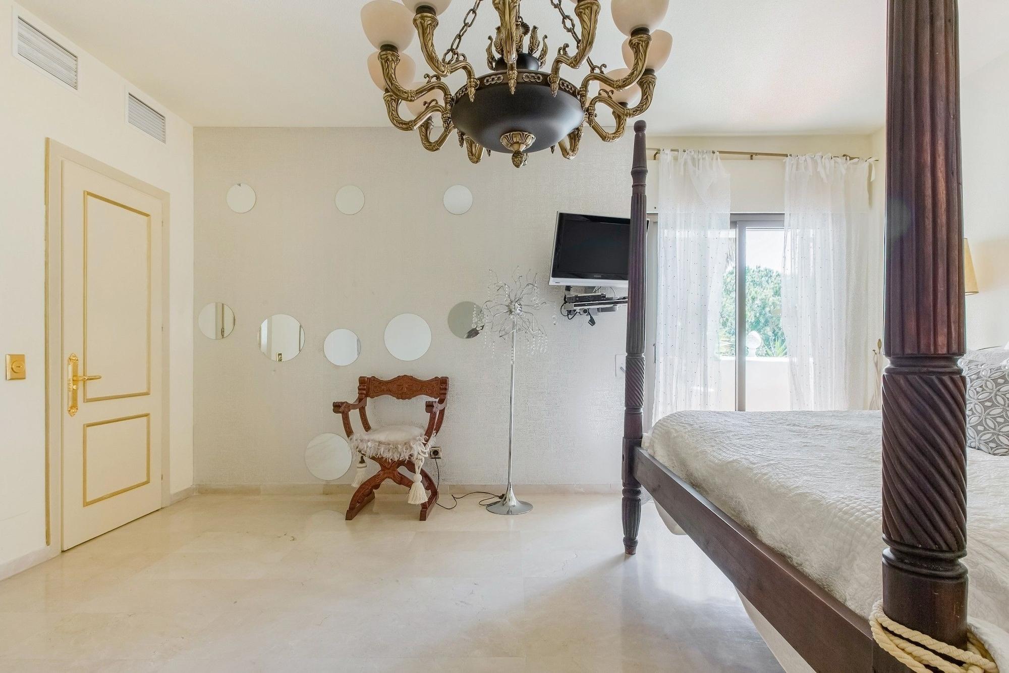 Royal Roman Empire Marbella Luaran gambar