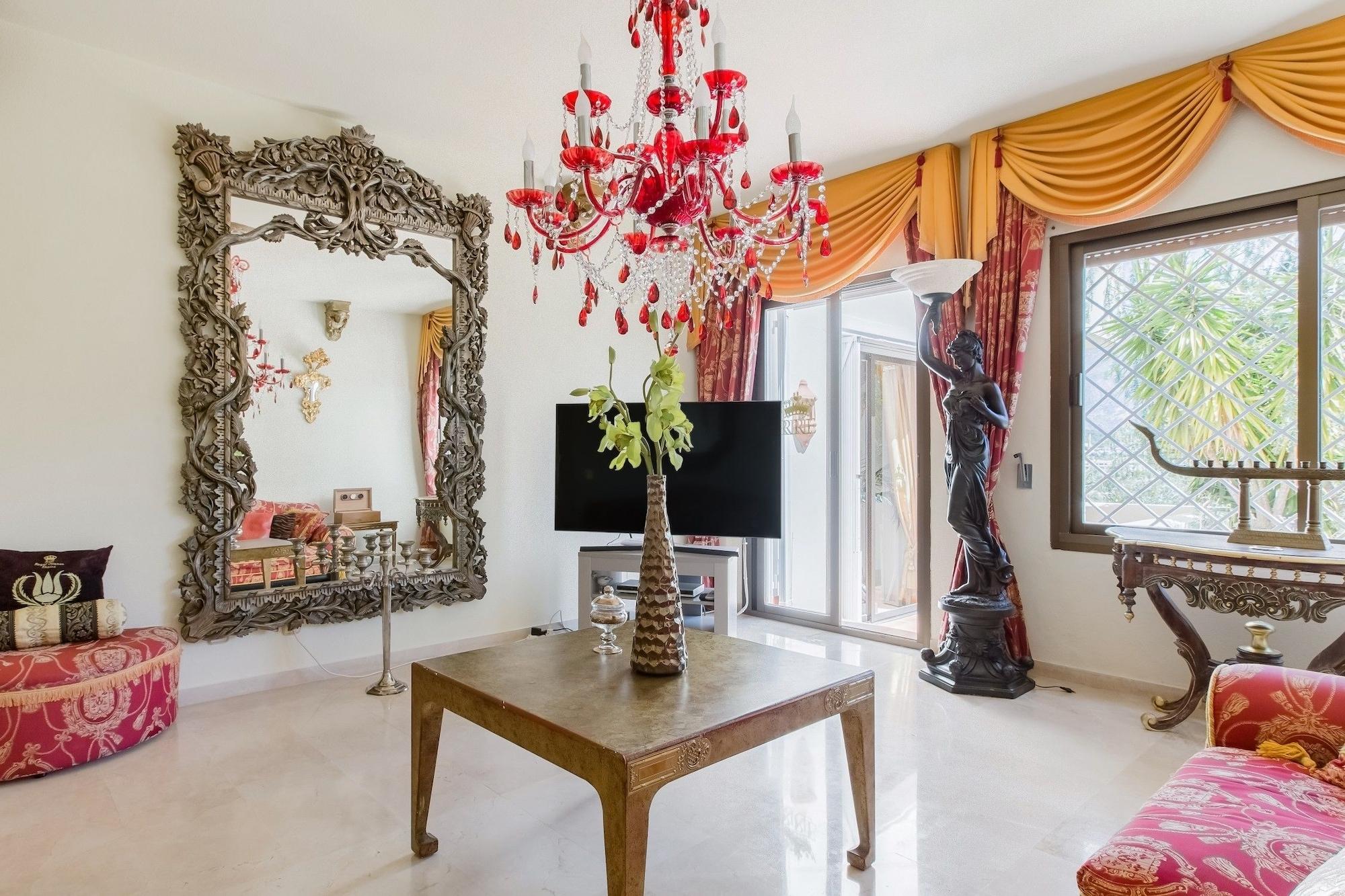 Royal Roman Empire Marbella Luaran gambar